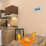 Pilot's Luxury Aparthotel Hersonissos (Crete)