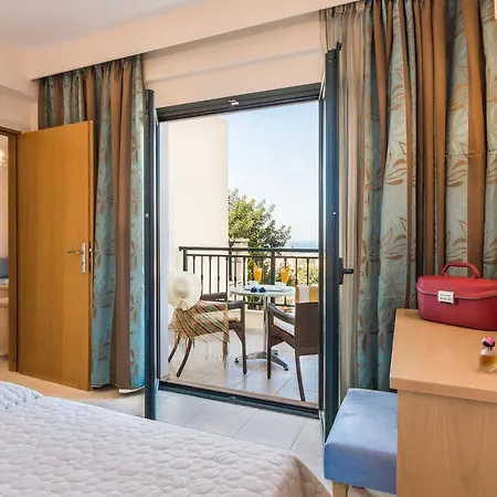 Apart-hotel Pilot's Luxury Hersonissos (Crete)