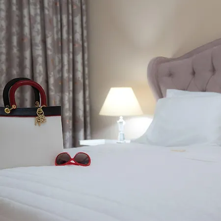 Apart-hotel Pilot's Luxury