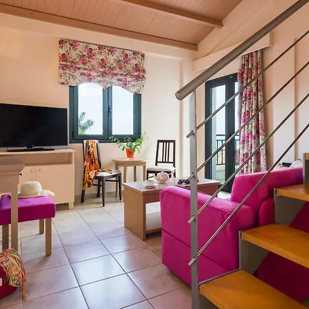 Apart-hotel Pilot's Luxury Hersonissos (Crete)
