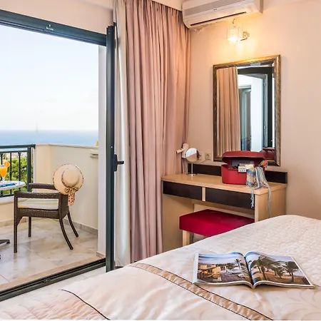 Apart-hotel Pilot's Luxury 4*