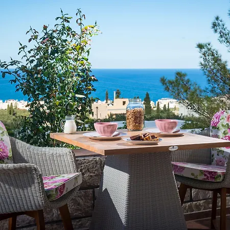 Pilot's Luxury Aparthotel Chersonissos