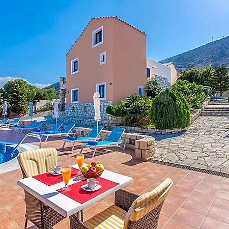Aparthotel Pilot's Luxury 4*