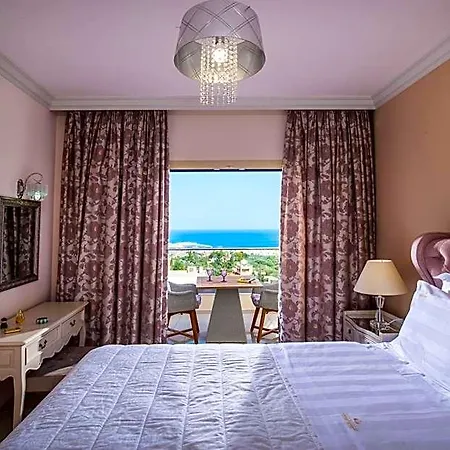 Pilot's Luxury Aparthotel 4*