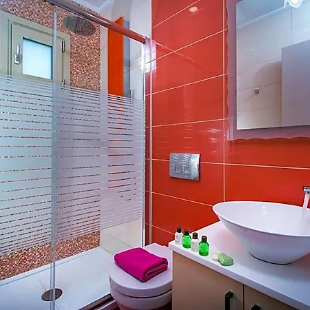 Pilot's Luxury Aparthotel Chersonissos
