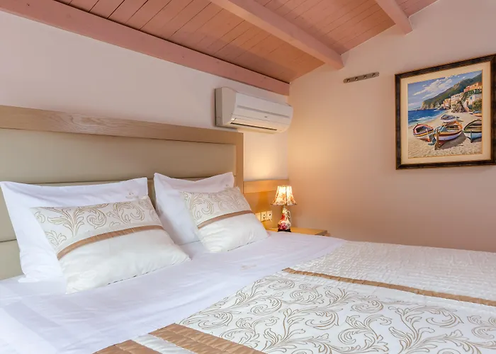 Pilot's Luxury Aparthotel Hersonissos (Crete)