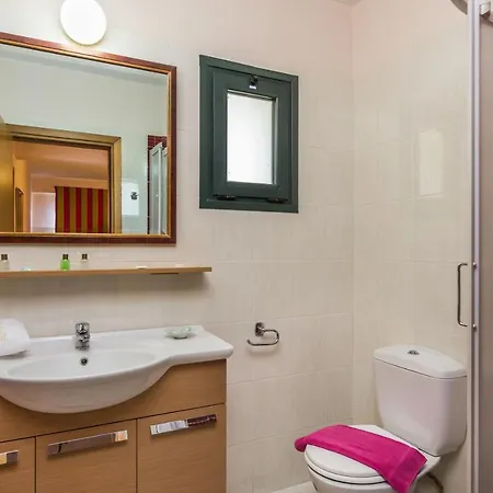 Pilot's Luxury Апарт-отель 4*