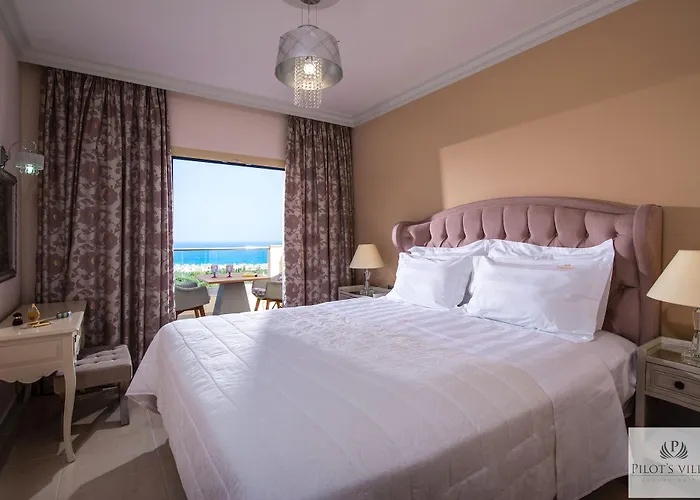 Pilot's Luxury Aparthotel Chersonissos
